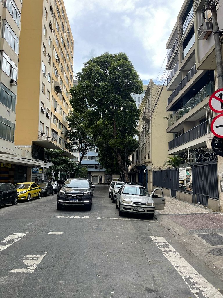 Se hospede no coração da boemia